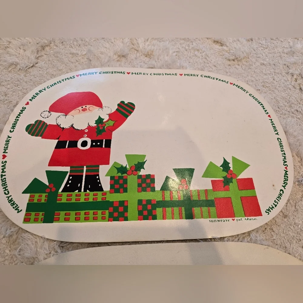 Retro Vinyl Set of 2 Christmas Placemats